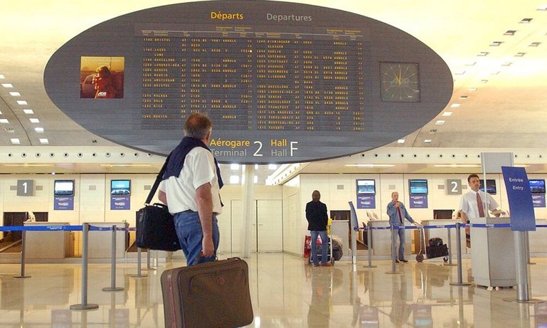 flugahfen-paris-charles-de-gaulle.jpg