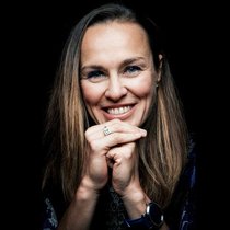 Tennisprofi Martina Hingis war der erste Schweizer Superstar im Tennis. Sie gewann 5 Grand-Slam-Turniere und stand 209 Wochen an der Spitze der WTA-Weltrangliste im Einzel.