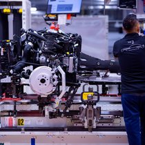 Auch einige grosse internationale Konzerne sind Familienunternehmen, wie zum Beispiel der deutsche Automobilkonzern BMW.