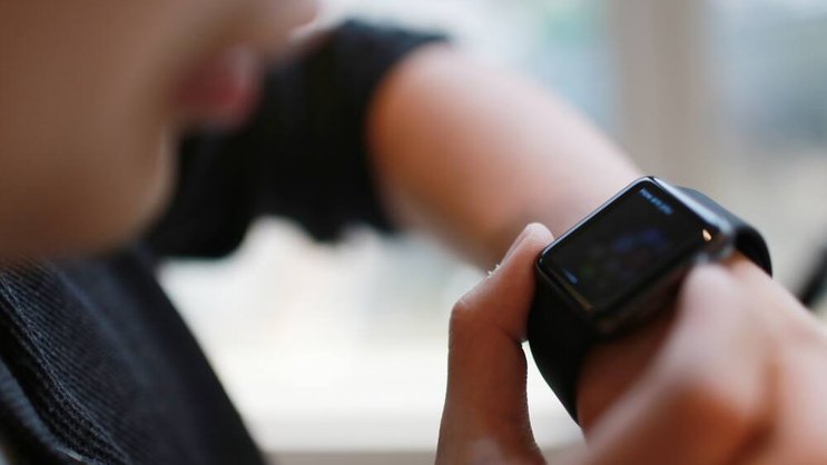 Apple Watch: Aus dem Stand die Nummer zwei für Wearables. Bloomberg