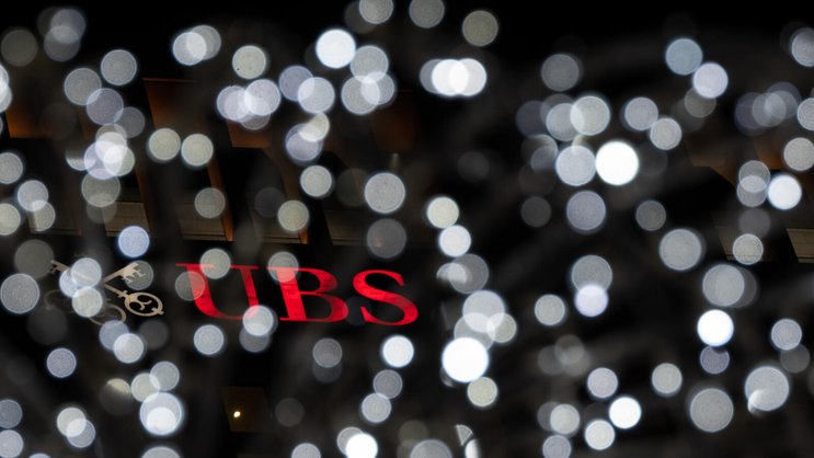 Logo der UBS: Die Aktien der Grossbank sind derzeit stark gefragt.
