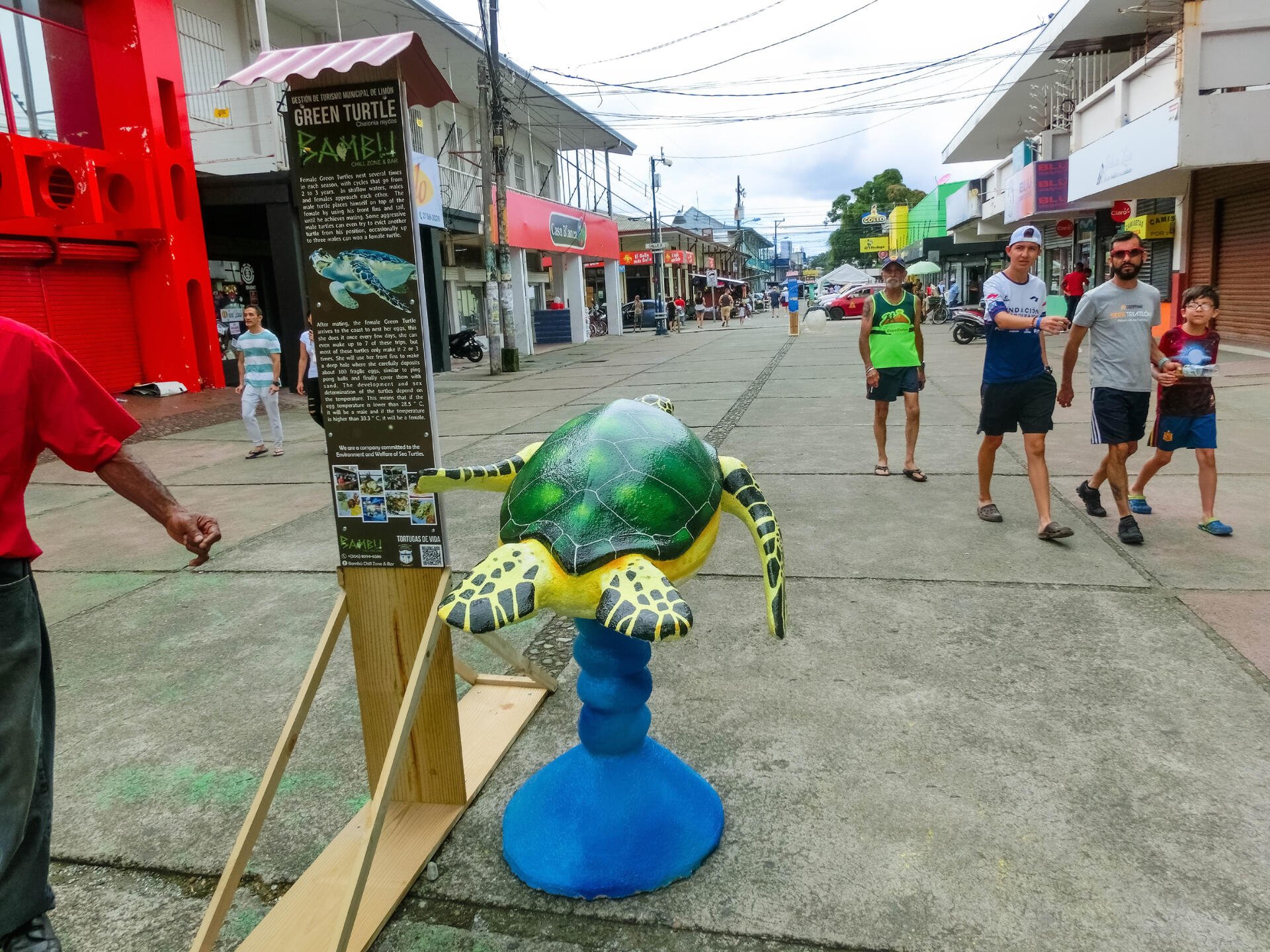 Puerto  Limon,  Costa  Rica  -  December  8,  2019:  A  typical  street  in  the  cruise  ship  port