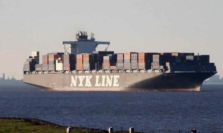 containerschiffe_1.jpg