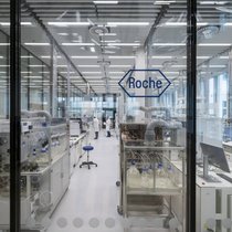 Ein Labor im Roche Forschungs- und Entwicklungszentrum in Basel.