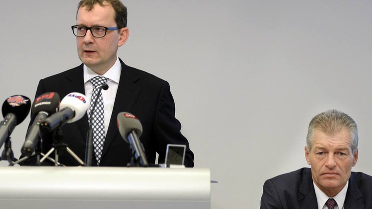 Das Herzstück aus dem Konzern: Kuoni-CEO Peter Meier und VR-Präsident Heinz Karrer.Keystone