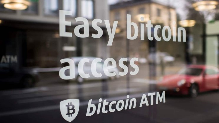 Bitcoin-ATM: Bei der Falcon Private Bank in Zürich können Bitcoin am Automaten gekauft werden.