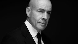 Ein Unternehmer an der FIS-Spitze: Johan Eliasch trimmt den Skiverband auf Tempo.