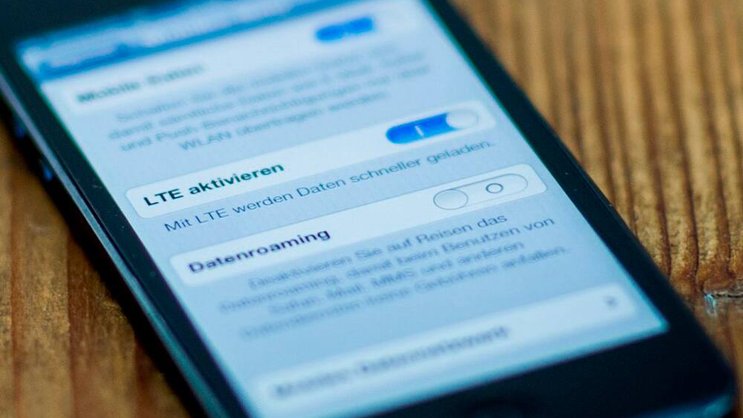 Mobilfunk: Wer neuste Technik will, kauft ein 4G-Handy. Keystone