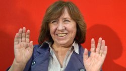 Swetlana Alexijewitsch: Ihr Nobelpreis ist viel wert.  Keystone