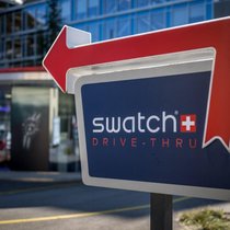 Als Reaktion auf die 39-Prozent-Zölle, die die US-Regierung im letzten August verhängt hat, lancierte Swatch eine spezielle Uhr.