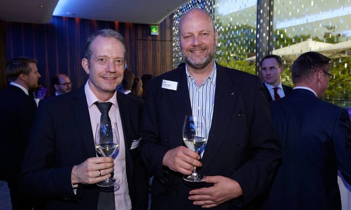 kpmg_28.jpg