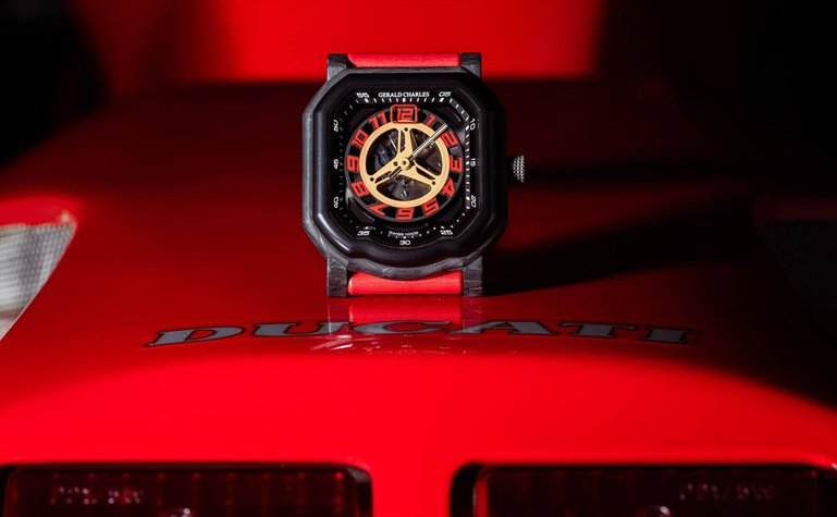 Die Uhr Gerald Charles Maestro 4.0 Ducati 30° Anniversario 916