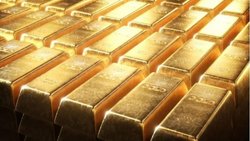 Viele Anlegerinnen und Anleger setzen auf den Rohstoff Gold.
