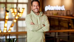 Pascal Bieri ist Co-Gründer von Planted, einem Hersteller von künstlichen Fleischalternativen.
