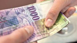 Weniger Boni: In der Bankenbranche hat das Umdenken begonnen. (Bild: Keystone)