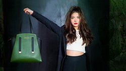 Die Handtaschen der Zürcher Unternehmerin Eveline Zoccolillo bestehen aus Kaktusleder der Firma Desserto aus Mexiko.