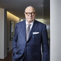 Mann mit Schlachtplan: Multi-Verwaltungsrat Andreas Schmid setzt gerne auf seine militärische Erfahrung im Generalstab.