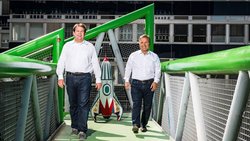 Bits statt Papier: Florian Herzog (l.) und Dirk Sebald sind die Gründer von Deon Digital.