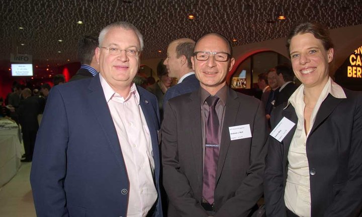 ict2015_1102-1.jpg
