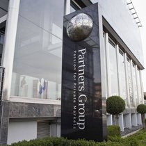 Die Partners Group ist heute an der Börse mehr als doppelt so viel wert wie Julius Bär und liegt mit 30 Milliarden Franken auf Höhe der CS.