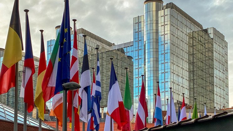 Während sich die Anleger auf ein weiteres potenzielles Rekordjahr vorbereiten, wird Selektivität im Sekundärmarkt unerlässlich sein, wobei Europa als Lichtblick hervorsticht.