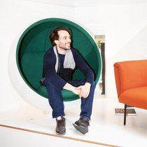 Fabio Dubler ist Inhaber und Geschäftsführer von H100 – Das Möbelhaus.
