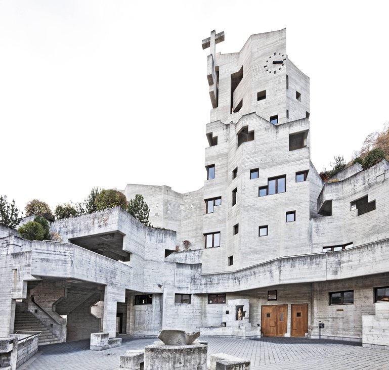 Kirche St. Nicolas in Hérémence, Heremence, Architekt Walter Maria Förderer, Wallis, Schweiz