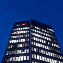 UBS in Zürich: Die grösste Schweizer Bank muss eine Busse von 3,7 Milliarden Euro bezahlen.