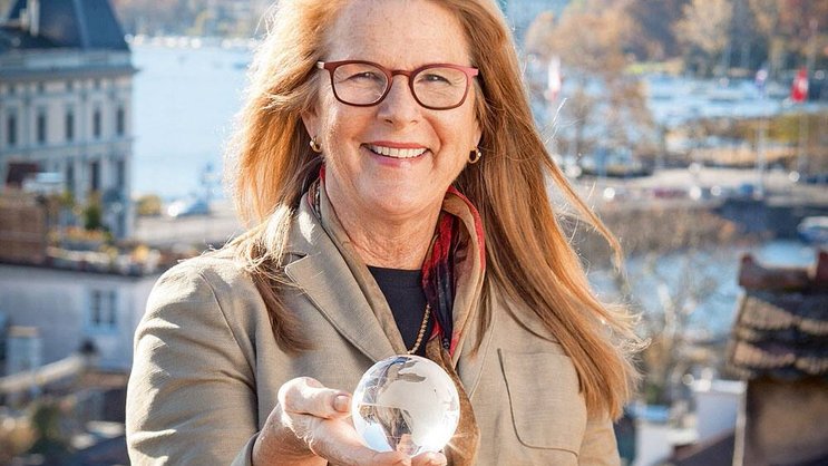 Trudi Schifter.