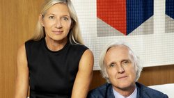 DOPPELTE PERSPEKTIVE Alexis Fabry und Charlotte Macaux Perelman denken im Dialog.