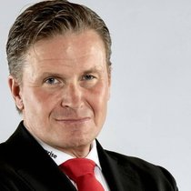 Urs Lehmann (54) setzt auf ein neues Konzept für die Olympischen Winterspiele. Der Präsident des Schweizerischen Skiverbands fuhr früher selbst Skirennen und wurde 1993 Abfahrtsweltmeister.