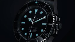 Rolex Submariner: Die Schweizer Luxusuhrenmarke vervielfacht ihre Präsenz an der Londoner Luxusmeile Bond Street.