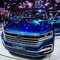 Automesse in Peking 2016: Zwei jahre später steht China vor der Ausfahrt zur Marktöffnung.
