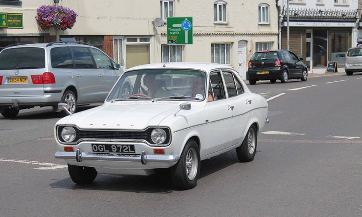ford-escort.jpg