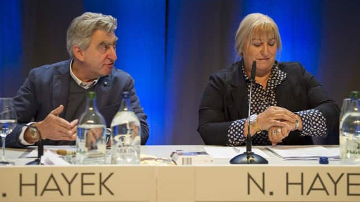 10.nick_hayek-und-nayla_hayek.jpg