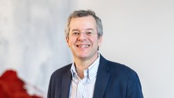 Lukas Dörig ist Mitglied der Geschäftsleitung des Schweizer Marcuard Family Offices, wo sehr vermögende Familien betreut werden.