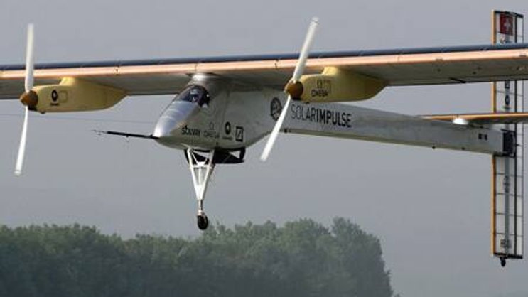 Die «Solar Impulse» beim Start in Payerne. (Bild: Keystone)