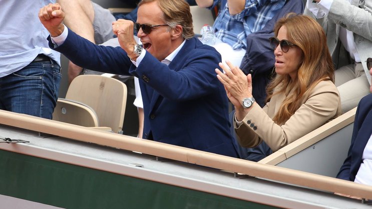 Grund zum Jubeln: Rolex-Chef Jean-Frédéric Dufour, hier mit seiner Frau Anne-Carole Dufour am French Open in Paris 2019, muss nicht mit nachlassender Nachfrage nach seinen Uhren rechnen, auch wenn er die Preise erhöht.