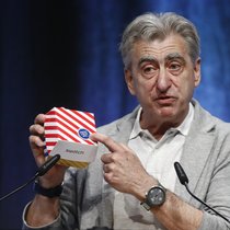 Swatch mit CEO Nick Hayek gehört zu den günstigsten Aktien der Schweiz.