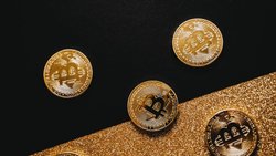 Der Bitcoin ist deutlich unter 65'000 Dollar gefallen.