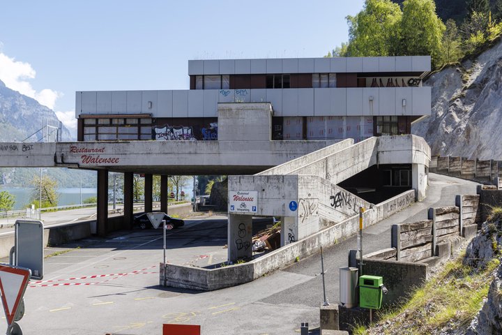 Die Raststätte an der A3 am Walensee steht seit 2003 leer.