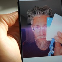 Markieren, antippen, weg: Mit Clean Up entfernt das iPhone Objekte aus dem Bild. Blick-Digitalredaktor Tobias Bolzern testete die neuen KI-Funktionen an eigenen Bildern.