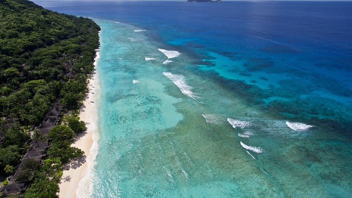 Praslin auf den Seychellen holt sich den dritten Platz. Die Natur gilt als besonders schön.