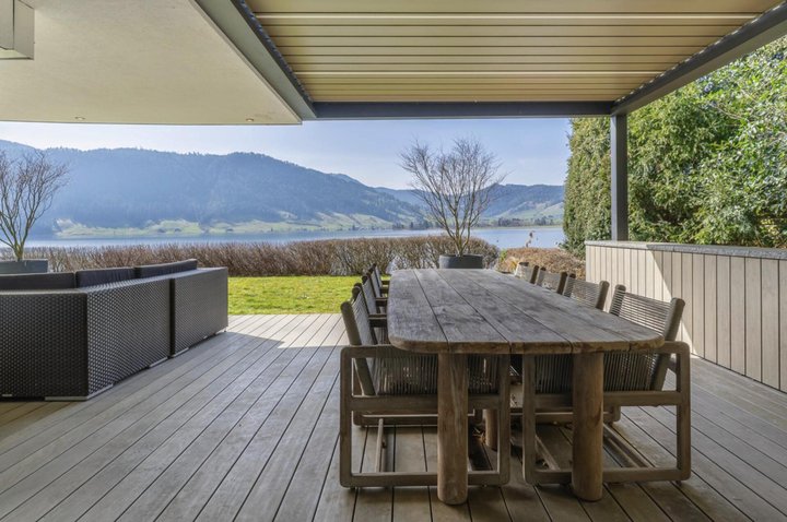 Die Gartenwohnung hat einen privaten Zugang zum See.