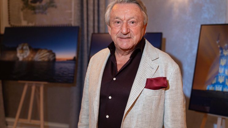 Lindt-Patron Ernst Tanner hat einen Vertrag mit der Regierung von Dubai geschlossen. Die nächsten sechs Monate wird geplant.