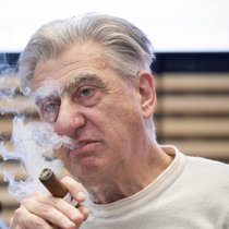 Swatch-Chef Nick Hayek: Die US-Tochtergesellschaft des Schweizer Uhrenkonzerns will die gezahlten Zuschläge zurückfordern.