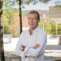 Dem ehemaligen CEO von Swiss Prime Site, René Zahnd, ist der Wechsel zur Karriere 2.0 gut gelungen.