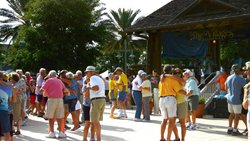 Tobias Reichmuth hat die riesigen Co-Living-Anlagen «The Villages» in Florida besucht. Er glaubt, dass es auch in Europa eine grosse Nachfrage nach solchen Arten des Zusammenlebens gibt.
