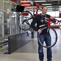 Gründer Thomas «Thömu» Binggeli prüft neue Beteiligungsverhältnisse.  Keystone