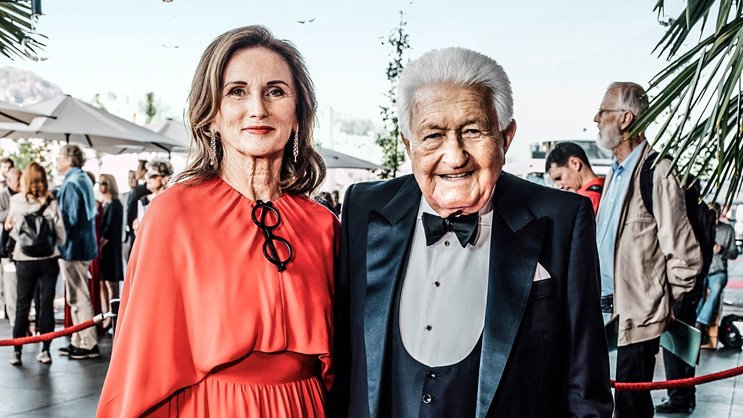 Jörg Bucherer, hier mit Isabel Zumtobel am Lucerne Festival 2019, ist kurze Zeit nach dem Verkauf an Rolex gestorben.